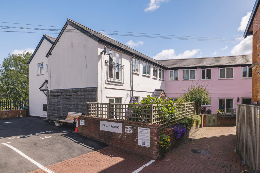 Main image of property: Kings Head Mews, Ross-on-Wye, Herefordshire, HR9