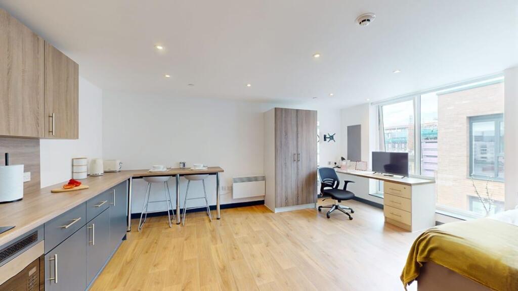 Studio flat for rent