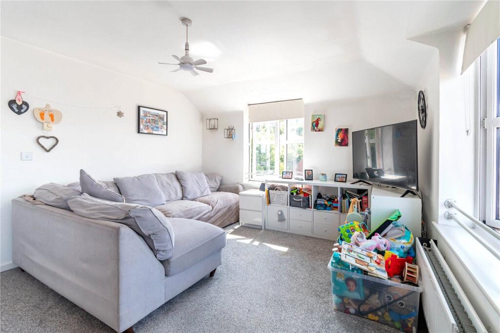 Apartment in Marlborough - View 2