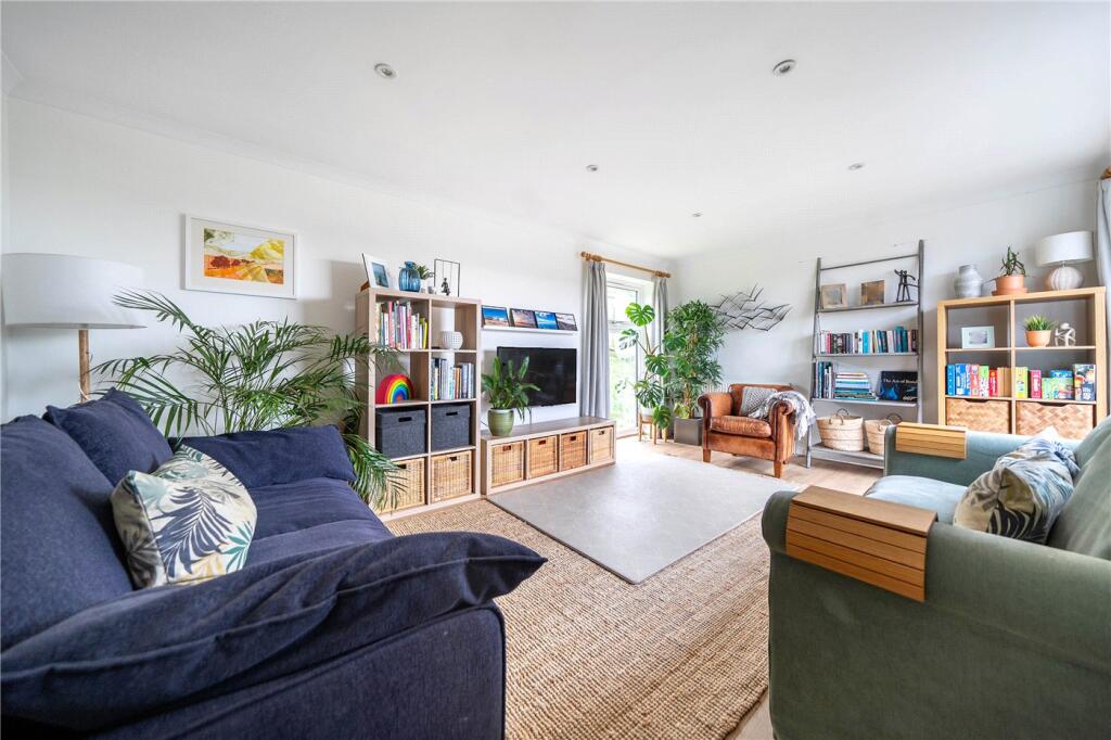 House in Marlborough, Preshute - View 5