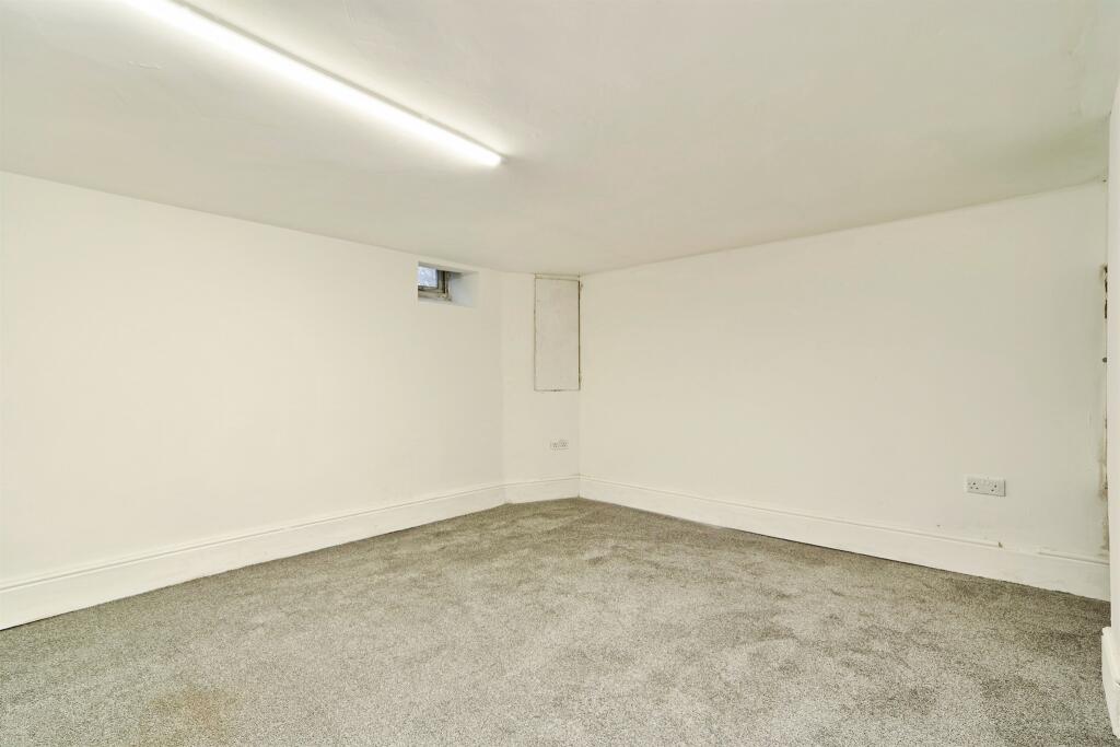 Additional image 9 of Hainworth Wood Road, Keighley