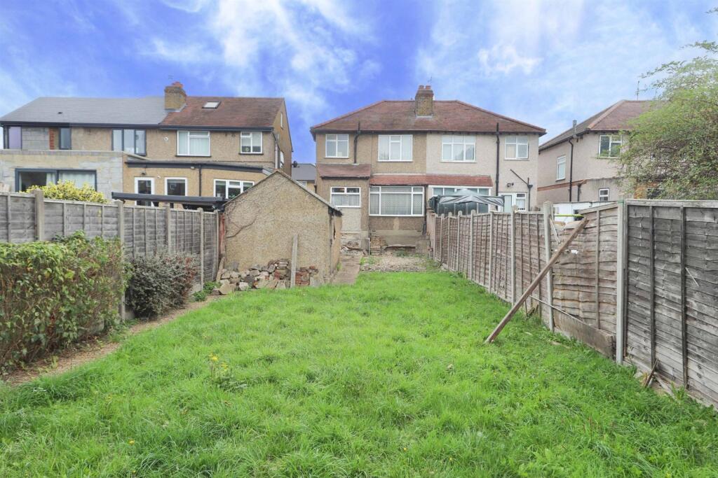 Edgar Road, Yiewsley photo 2