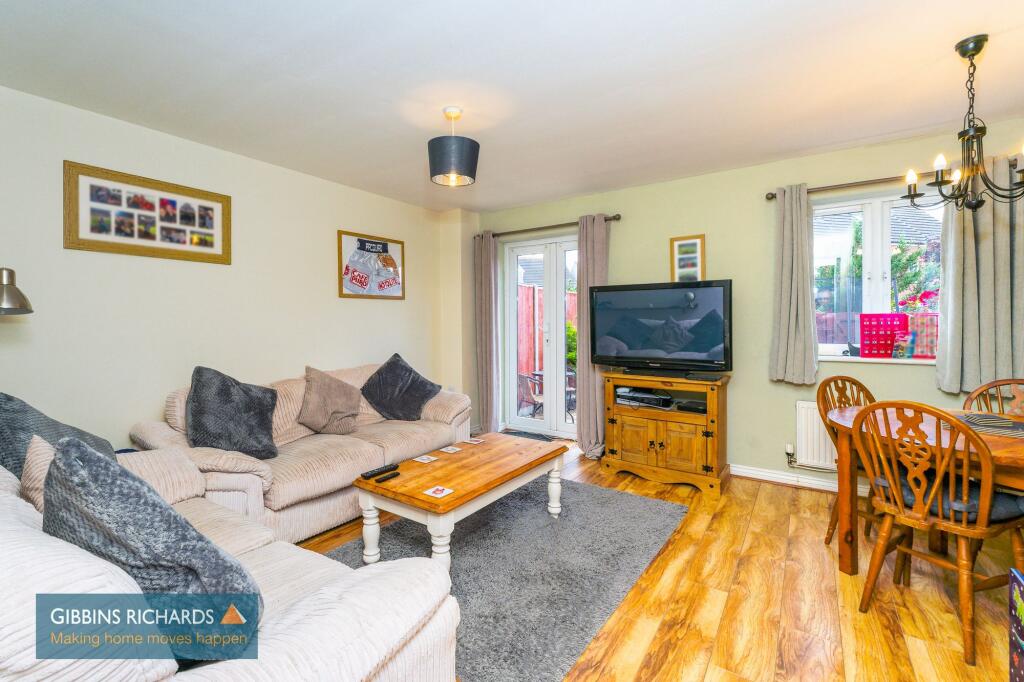 Meadowlands Avenue, Bridgwater, TA6 photo 2