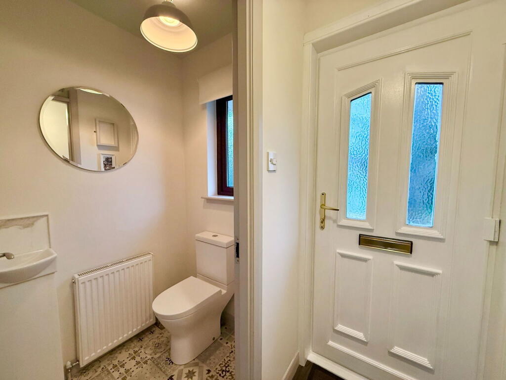 72 Holm Park, Inverness, IV2 4XU photo 3