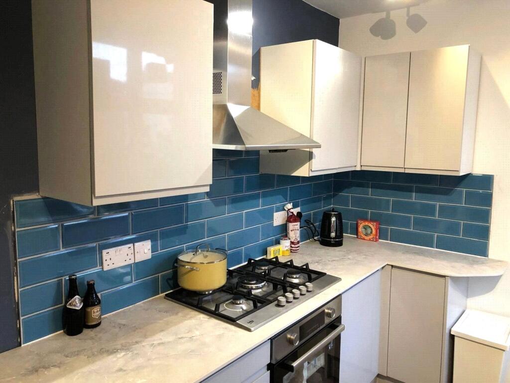 2 bedroom house for rent