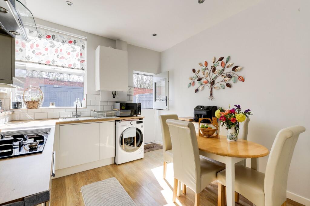 House in Nottingham, Old Basford - View 5