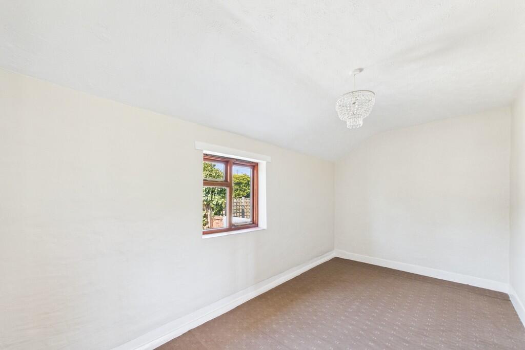 House in East Suffolk, Bungay - More