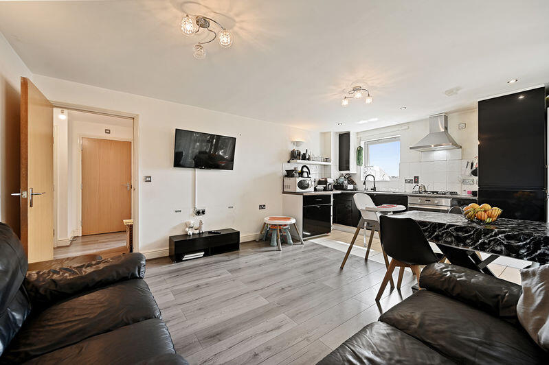 Apartment in Harrow - View 3