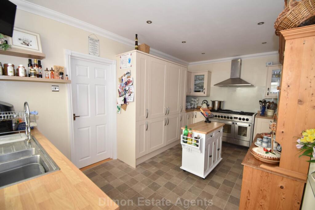 House in Gosport, Hampshire - View 5