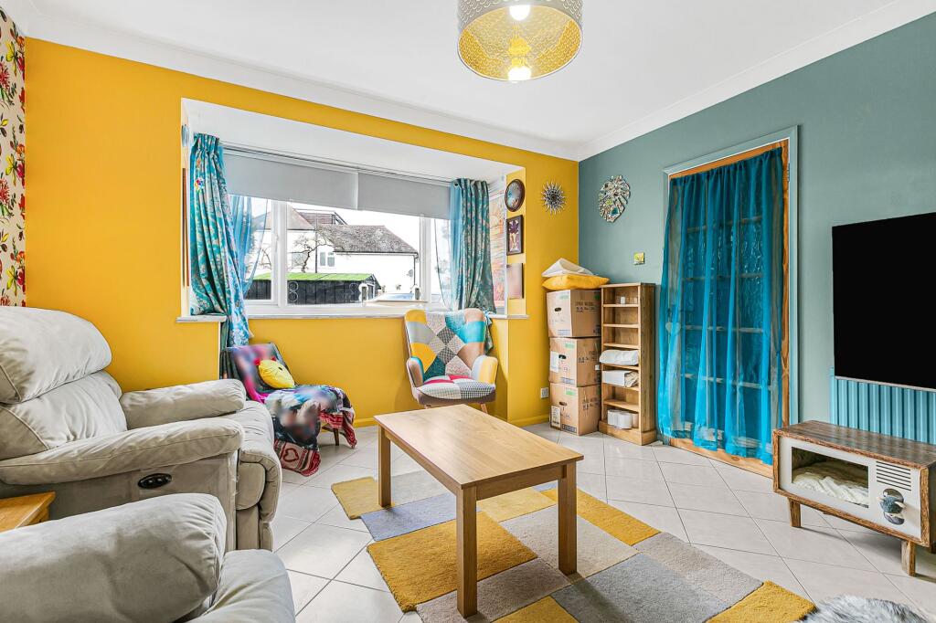 Southdown Road, Hersham, KT12 – pohled 6