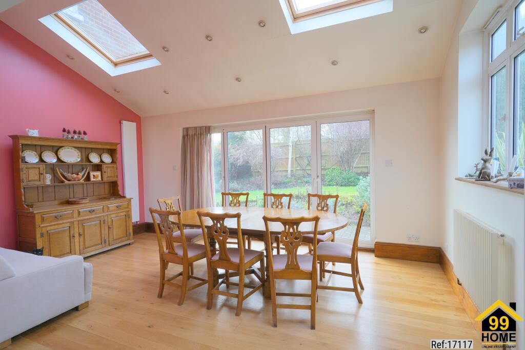 House in Knebworth - View 4