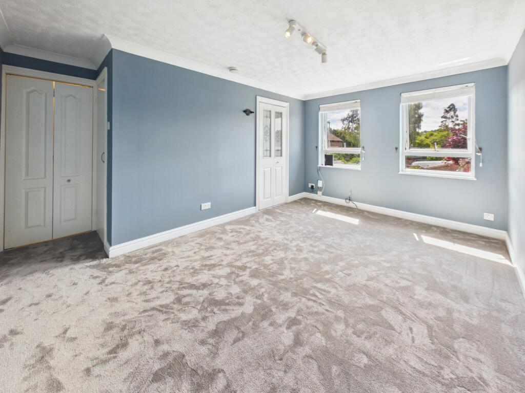 Apartment in Basingstoke and Deane, Tadley Hill, Tadley - View 3