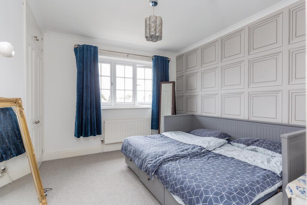 House in Salisbury - View 5