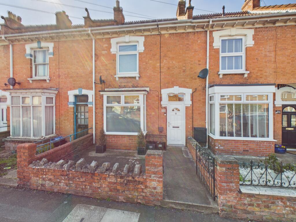 3-bed terraced on Chilton Street, Bridgwater, £225,000