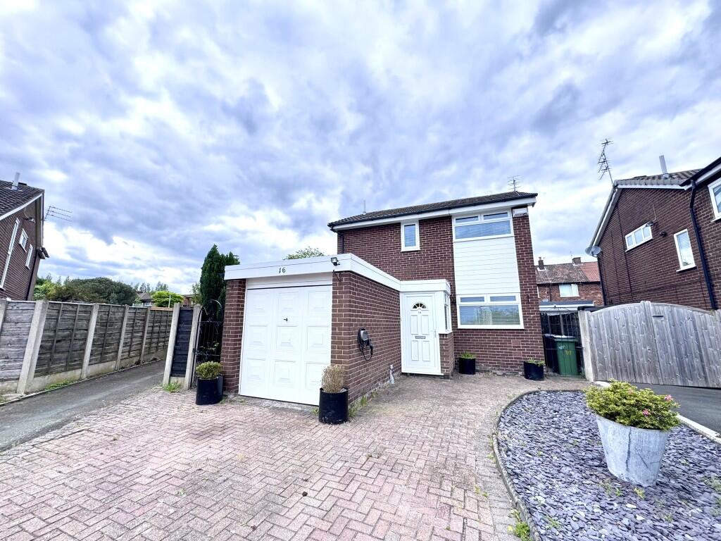 Main image of property: Dene Hollow, Reddish, Stockport, Greater Manchester, SK5