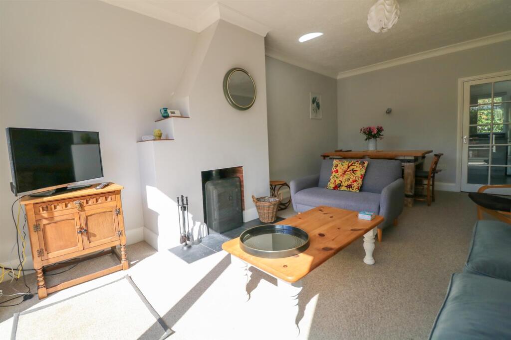 House in East Suffolk, Friston - More