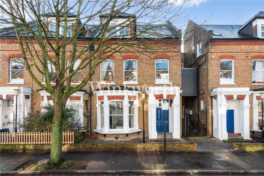 Main image of property: Gloucester Drive, London, N4