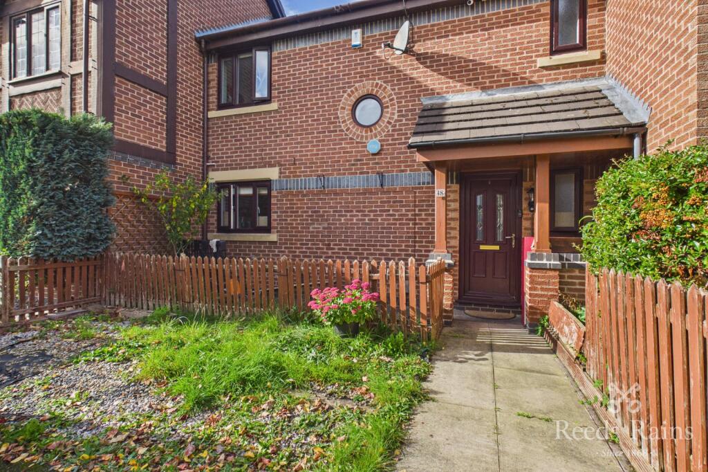 Main image of property: Gateacre Walk, Manchester, Greater Manchester, M23