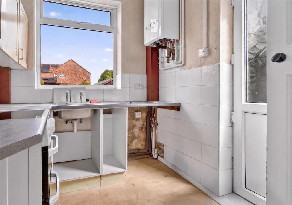 Eastfield Avenue, Haxby photo 4