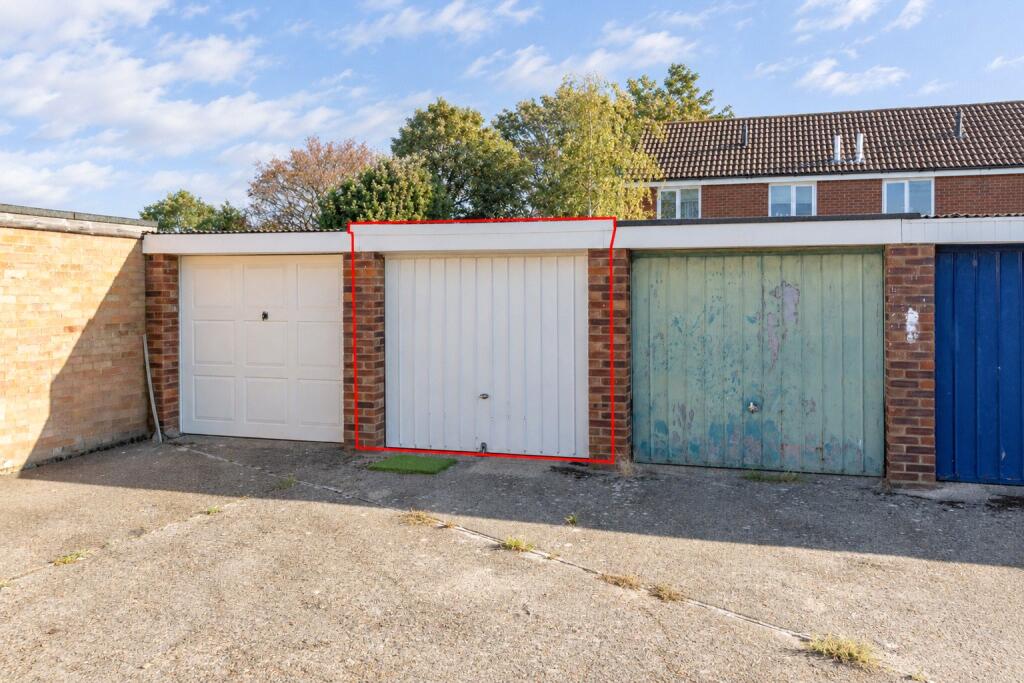 House in Lidlington, Central Bedfordshire - View 5