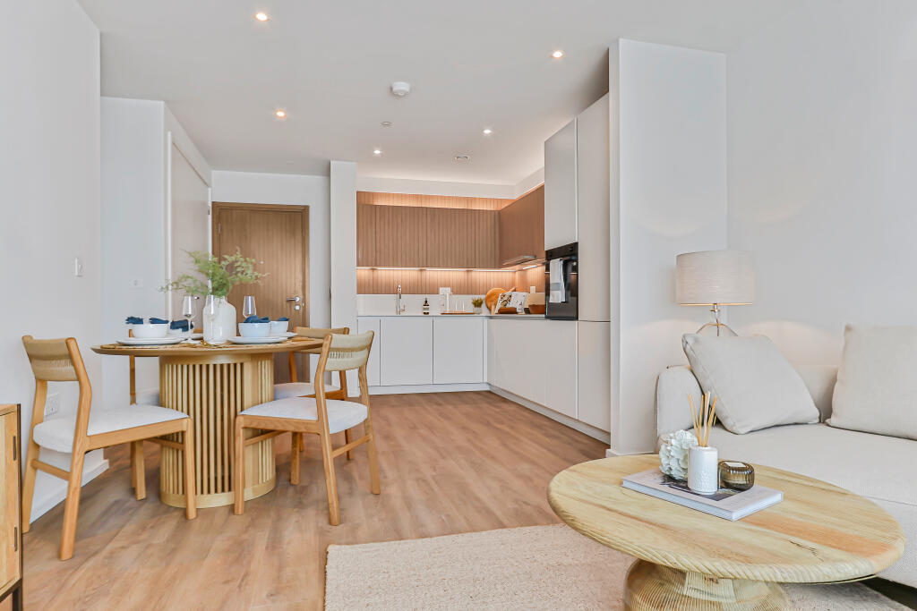 Apartment in Poole - View 4