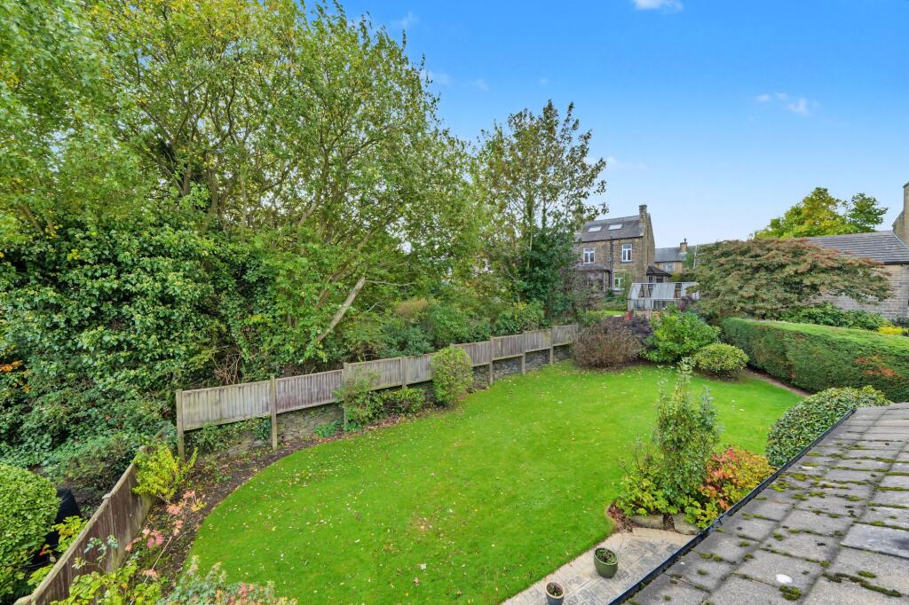 Holly Grove, Lindley, HD3 photo 3