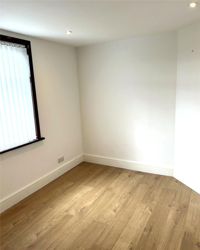 House in Swansea - View 4