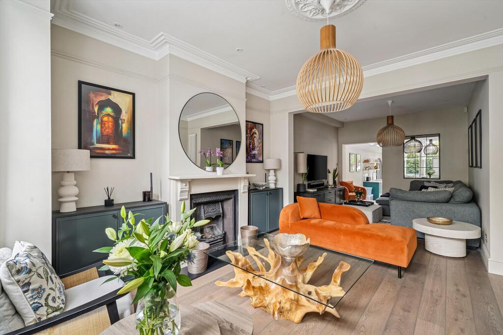 House in London - View 4