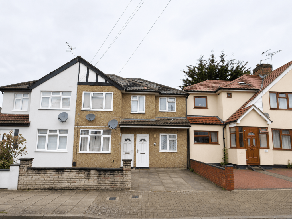 Main image of property: Weald Lane, Harrow, Middlesex HA3
