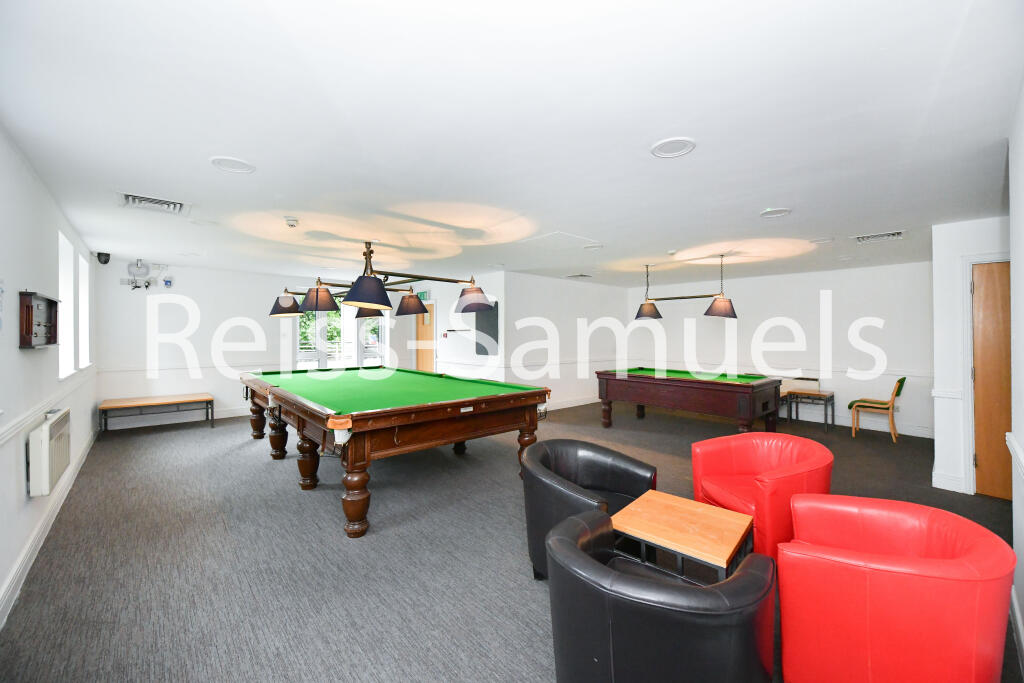 5 bedroom town house for rent