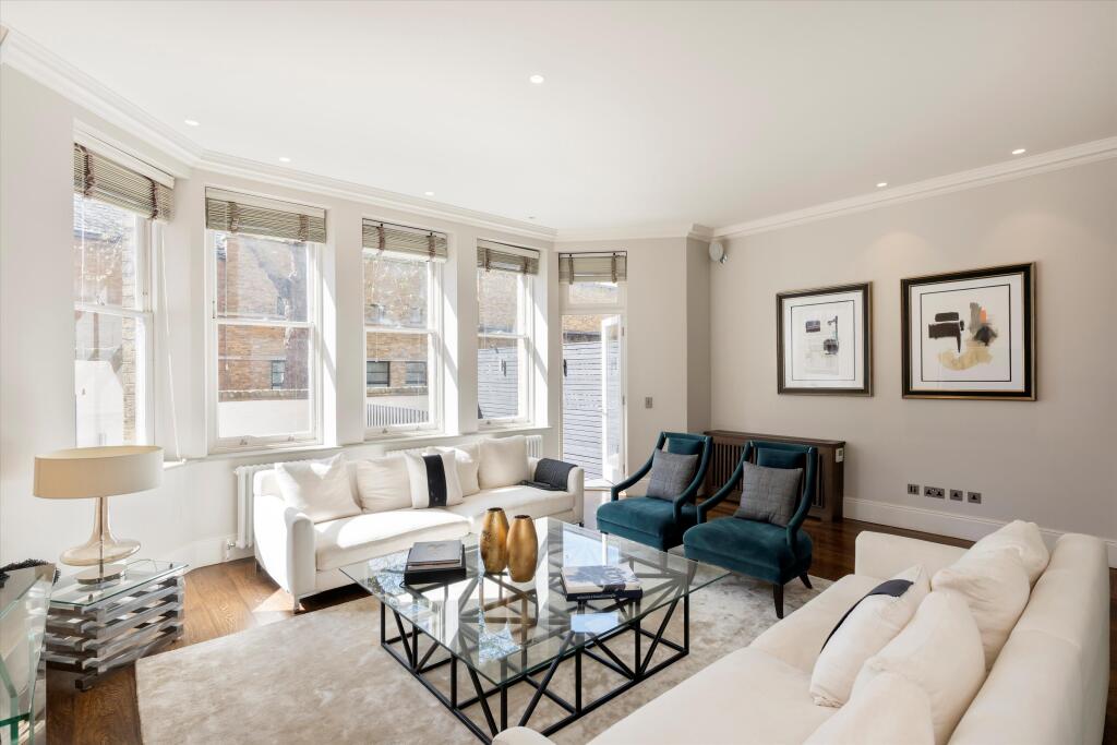 63 Cadogan Gardens, Knightsbridge, London SW3 photo 3