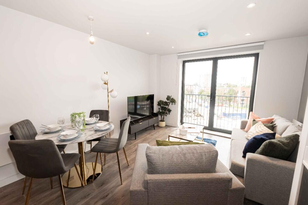 Main image of property: Cross Lane, Manchester, Greater Manchester, M5