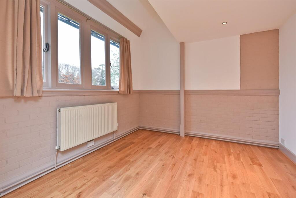 Additional image 9 of High Road, Essendon