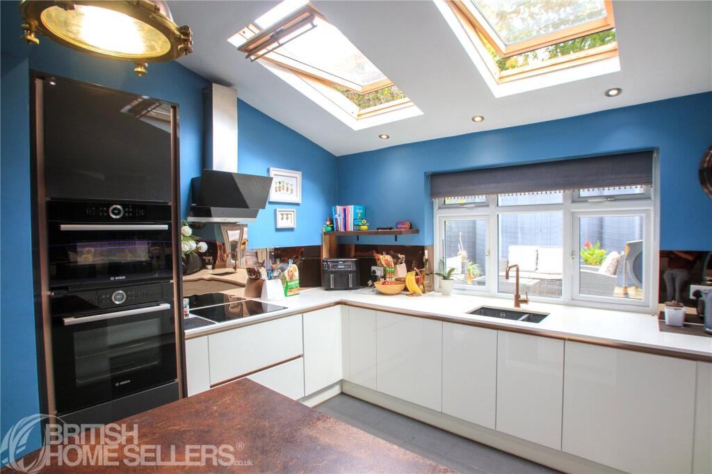 House in Reading, Caversham - View 2