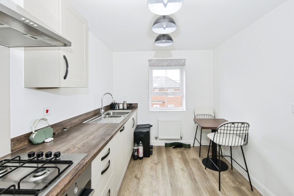 Hillcrest Road, Nuneaton, CV10 - View 3