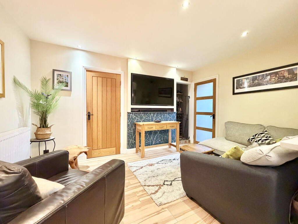 House in Shanklin, Isle of Wight - More
