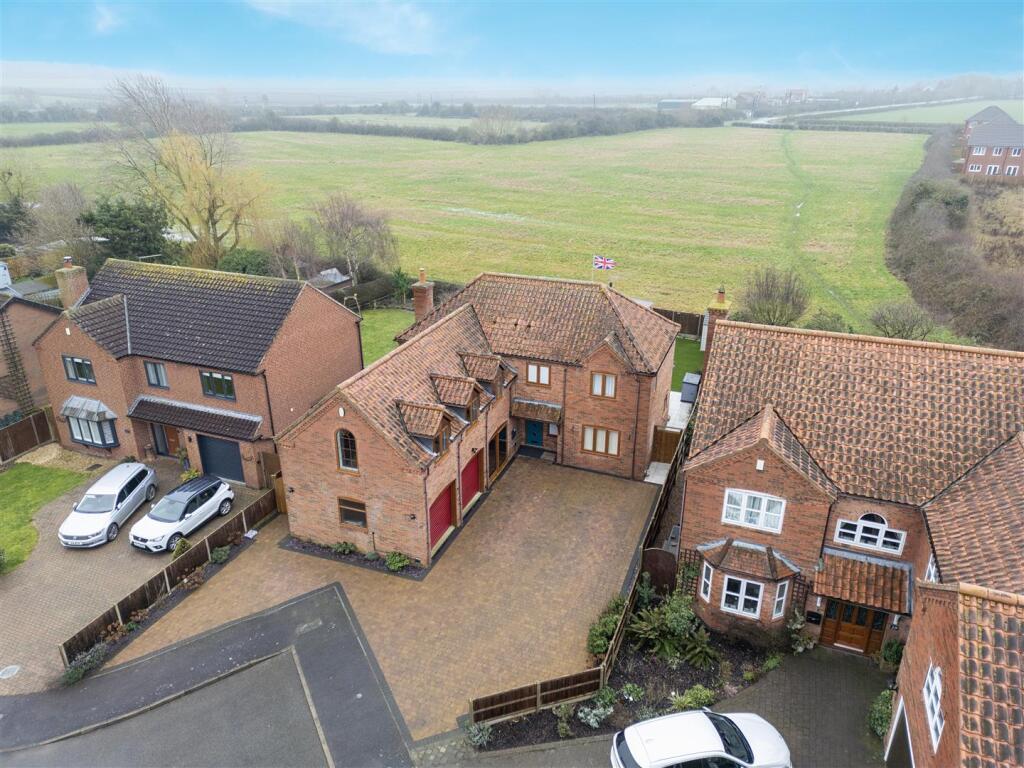 Main image of property: Redthorn Way, Claypole, Newark