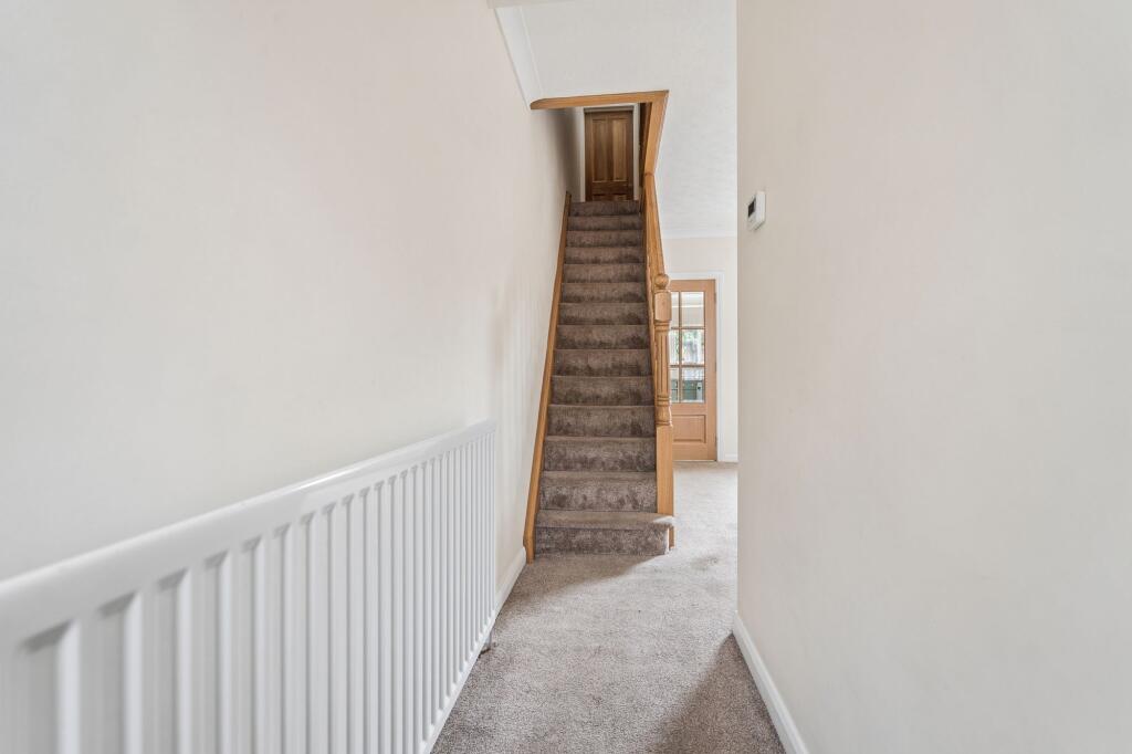 House in Watford - View 5
