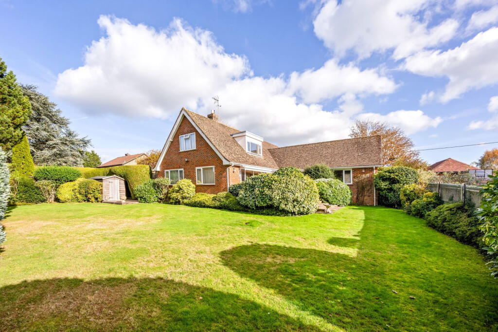 Ockley Lane, Hassocks, West Sussex, BN6 8NU photo 2