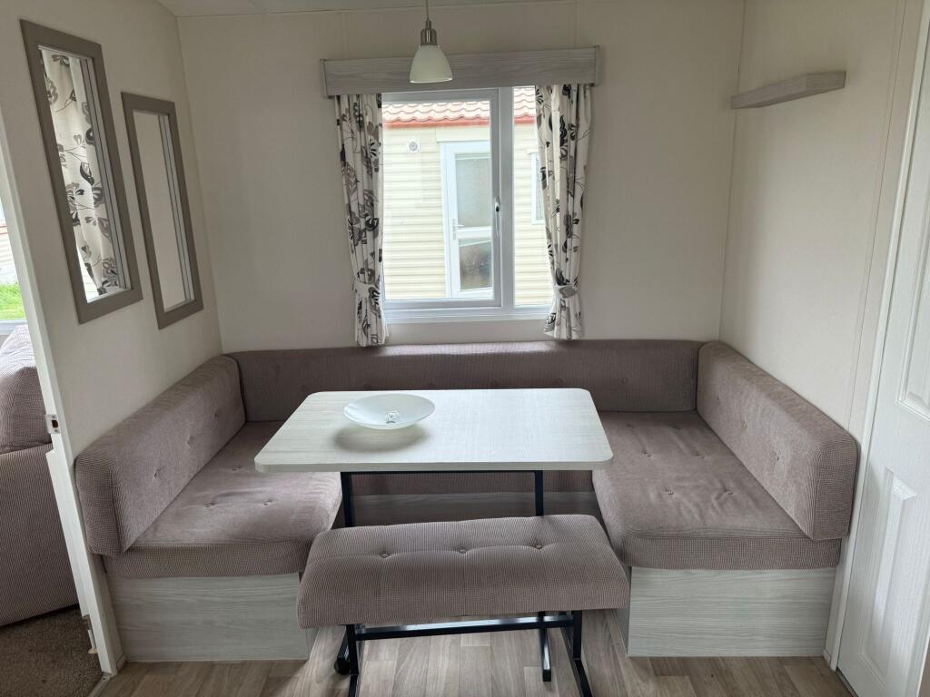 Chapel Hill, Witham Bank, LN4 4PZ - More