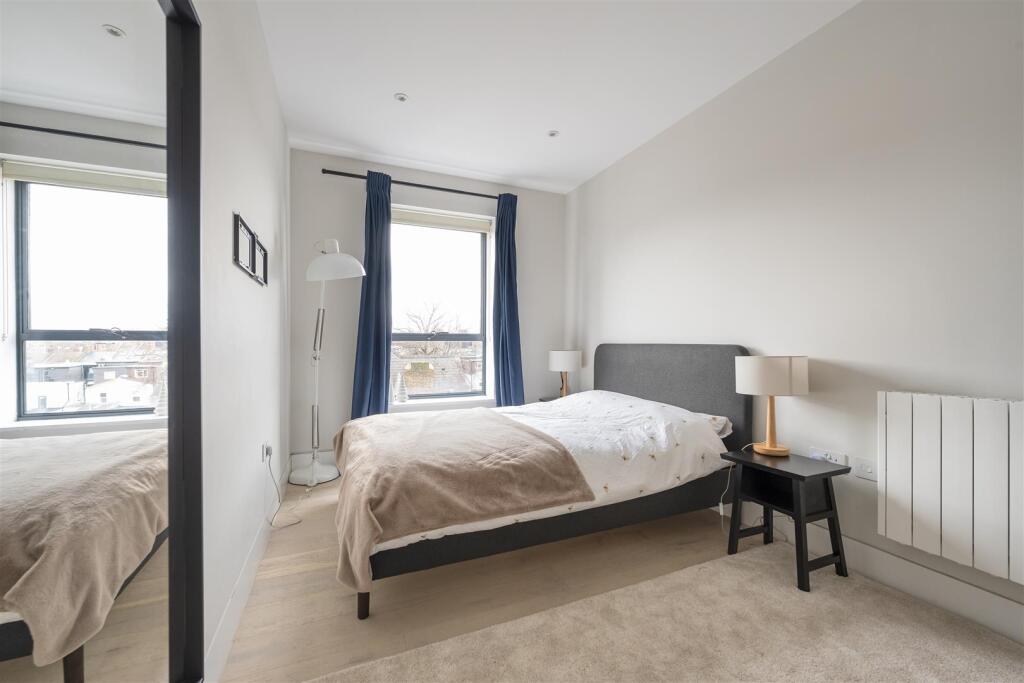 Apartment in London, Walthamstow Village, Leyton - View 4