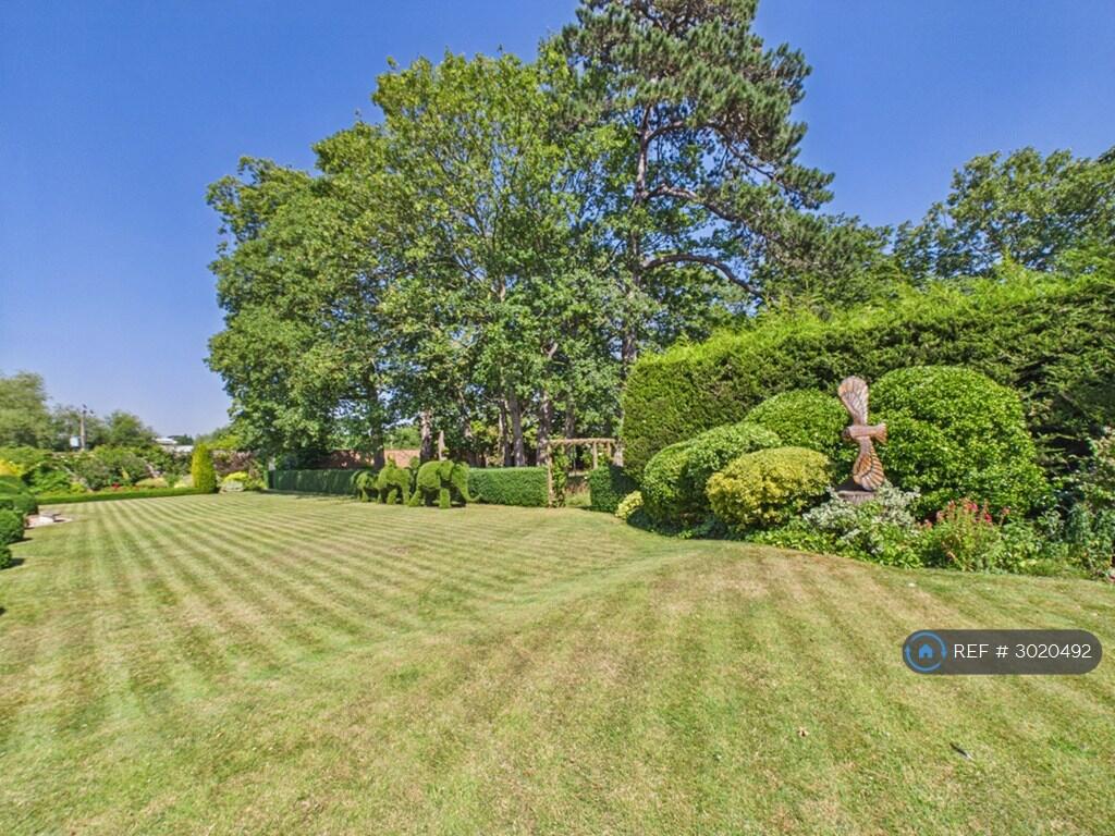 Property photo 10