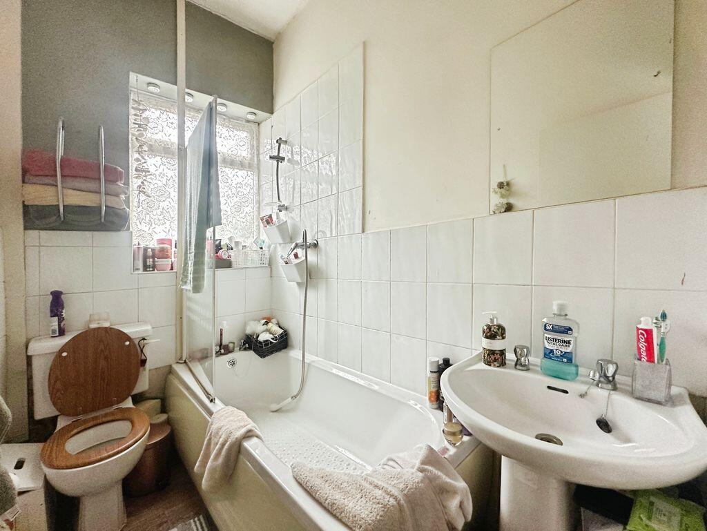 Apartment in Bury, Greater Manchester - More