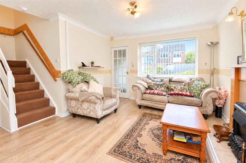Garswood Close, Moreton, Wirral photo 2