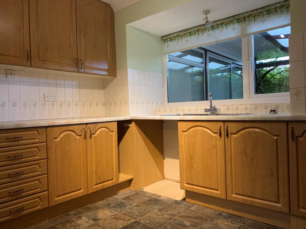 House in Twickenham - View 5