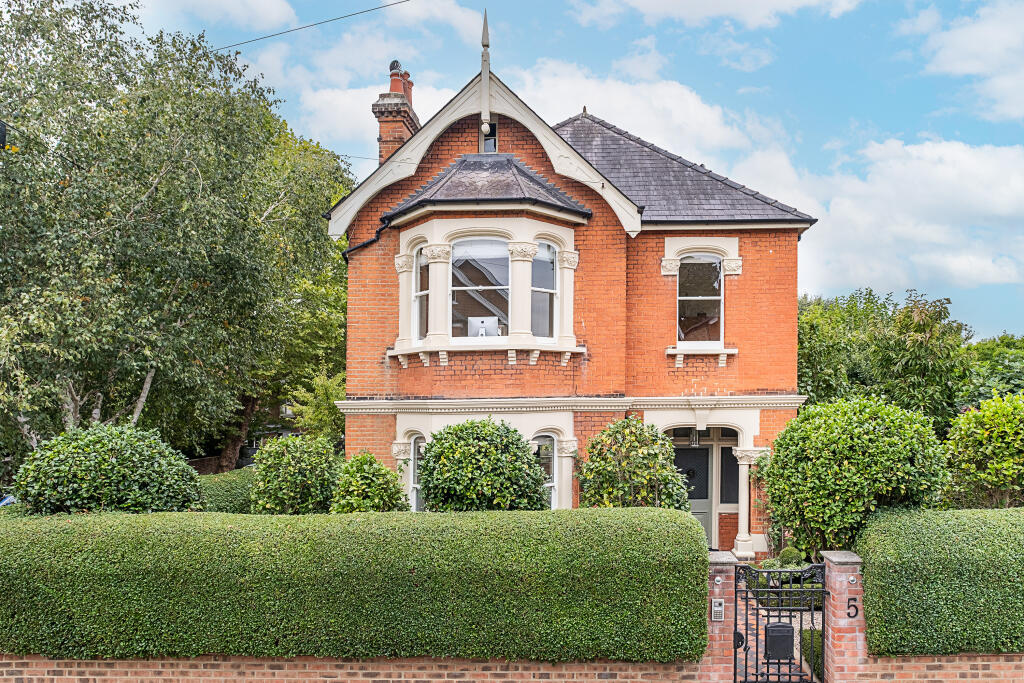 Main image of property: Upper Park Road, Kingston Upon Thames, KT2