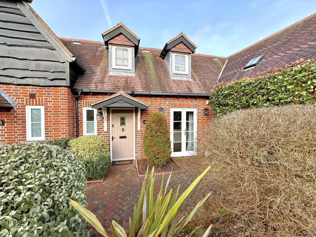 Main image of property: Fairlawns, Burridge