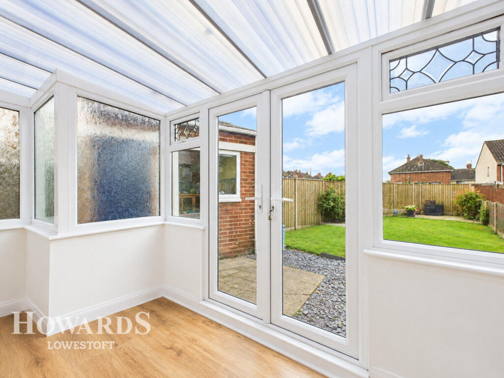 House in East Suffolk, Lowestoft - More