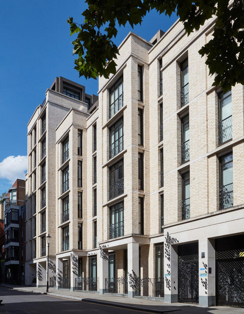 Main image of property: Young Street, London, W8 5EH