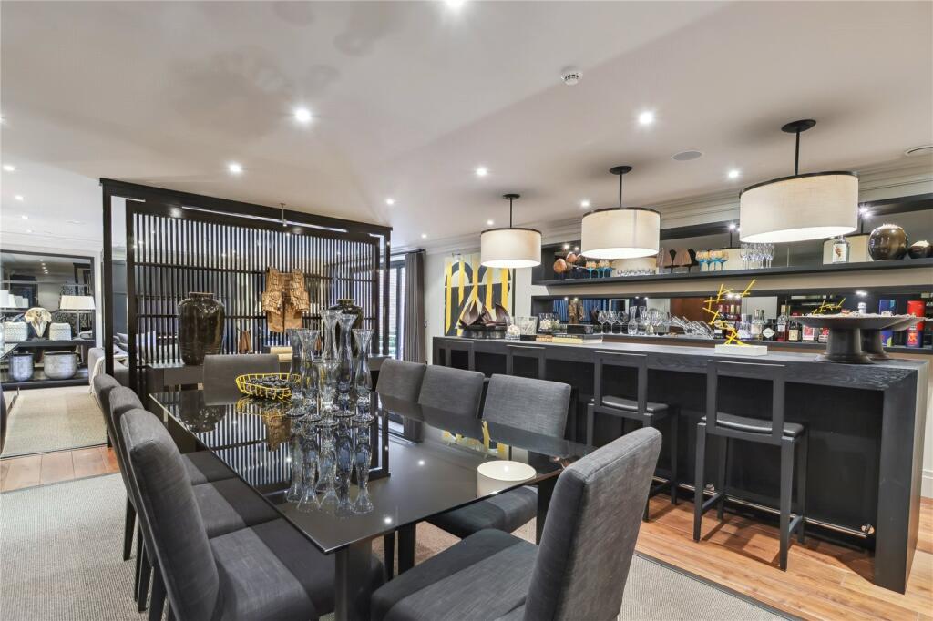 House in Elmbridge, Whiteley Village - View 4